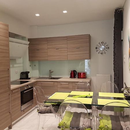 Laura White Tower Apartment Салоники Экстерьер фото