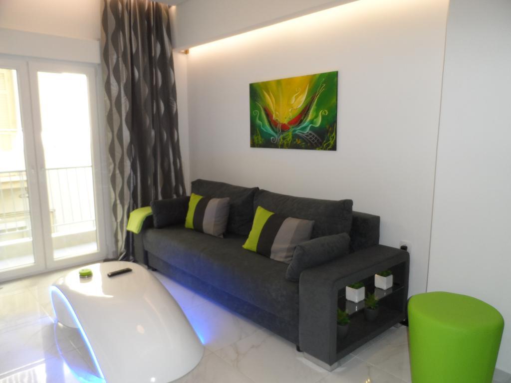 Laura White Tower Apartment Салоники Экстерьер фото