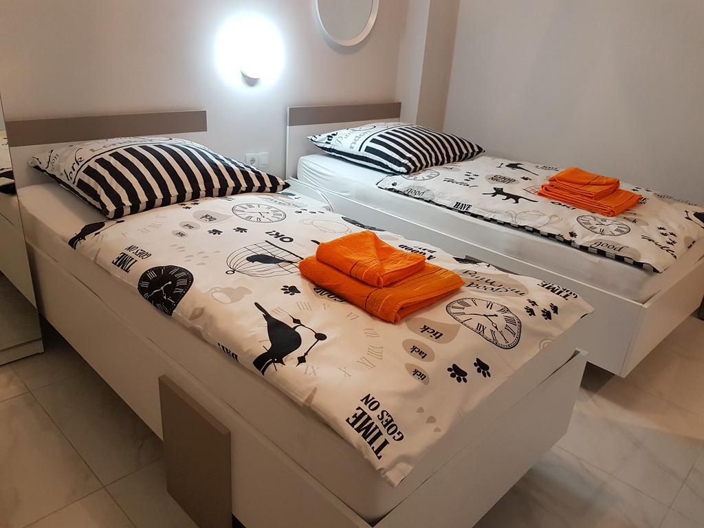 Laura White Tower Apartment Салоники Экстерьер фото