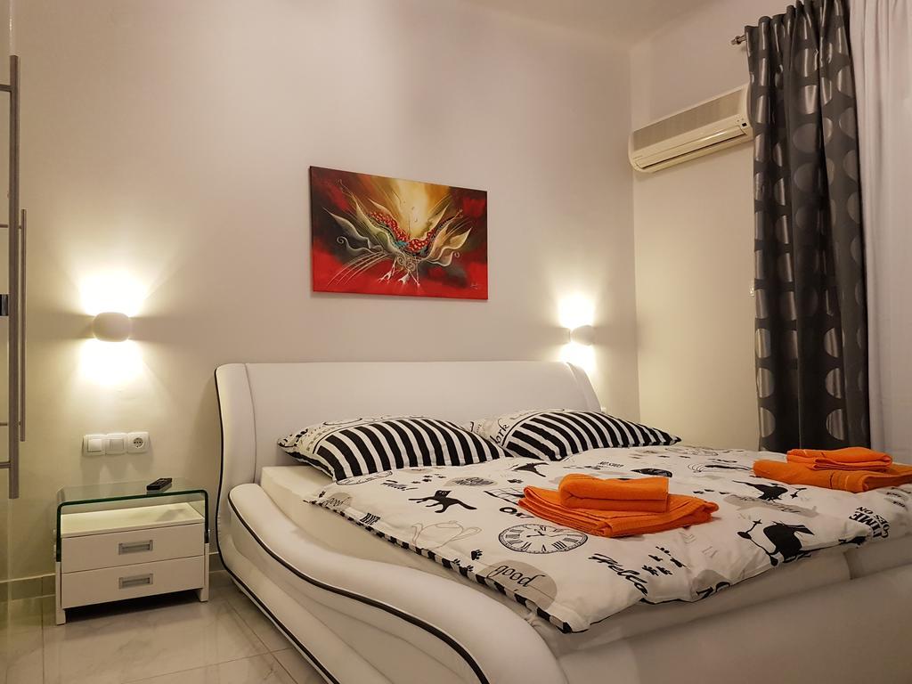 Laura White Tower Apartment Салоники Экстерьер фото